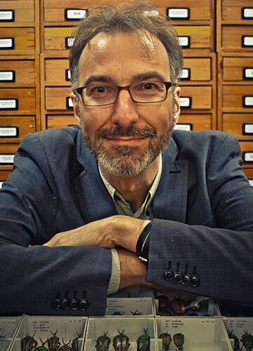 https://www.literaturherbst.com/site/assets/files/1101/menno_schilthuizen-1.360x0.jpg