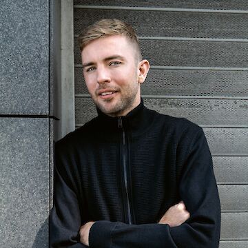 © Markus Tedeskino